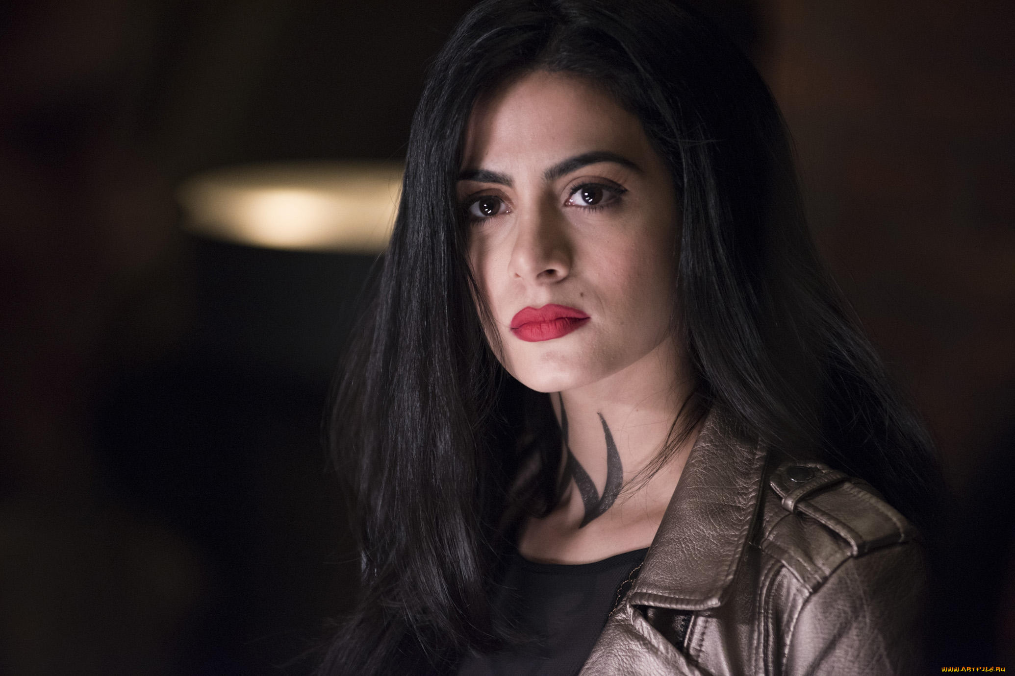 Emeraude toubia shadowhunters